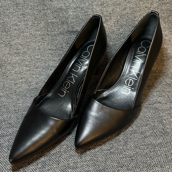 Calvin Klein Seleen Pump - Black - Picture 4 of 6